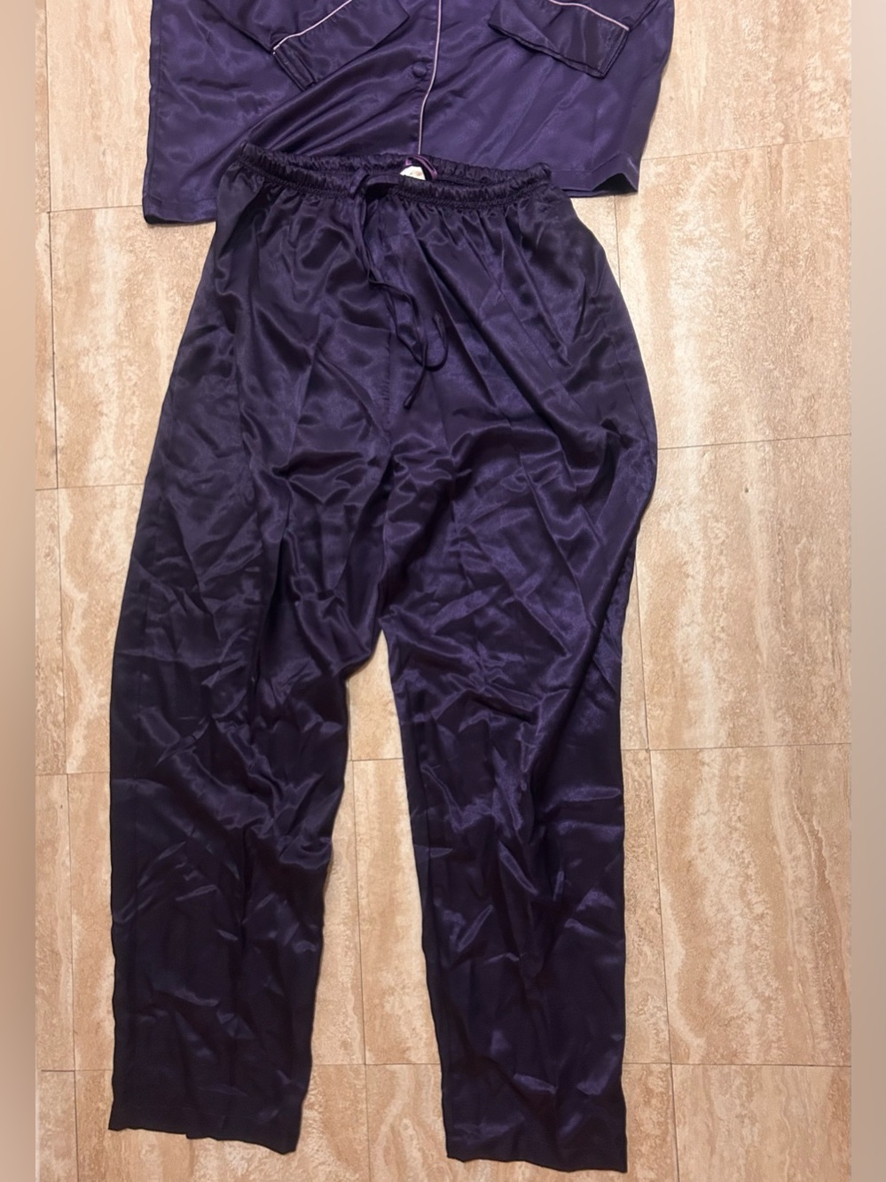 Pajama Set - Picture 3 of 5
